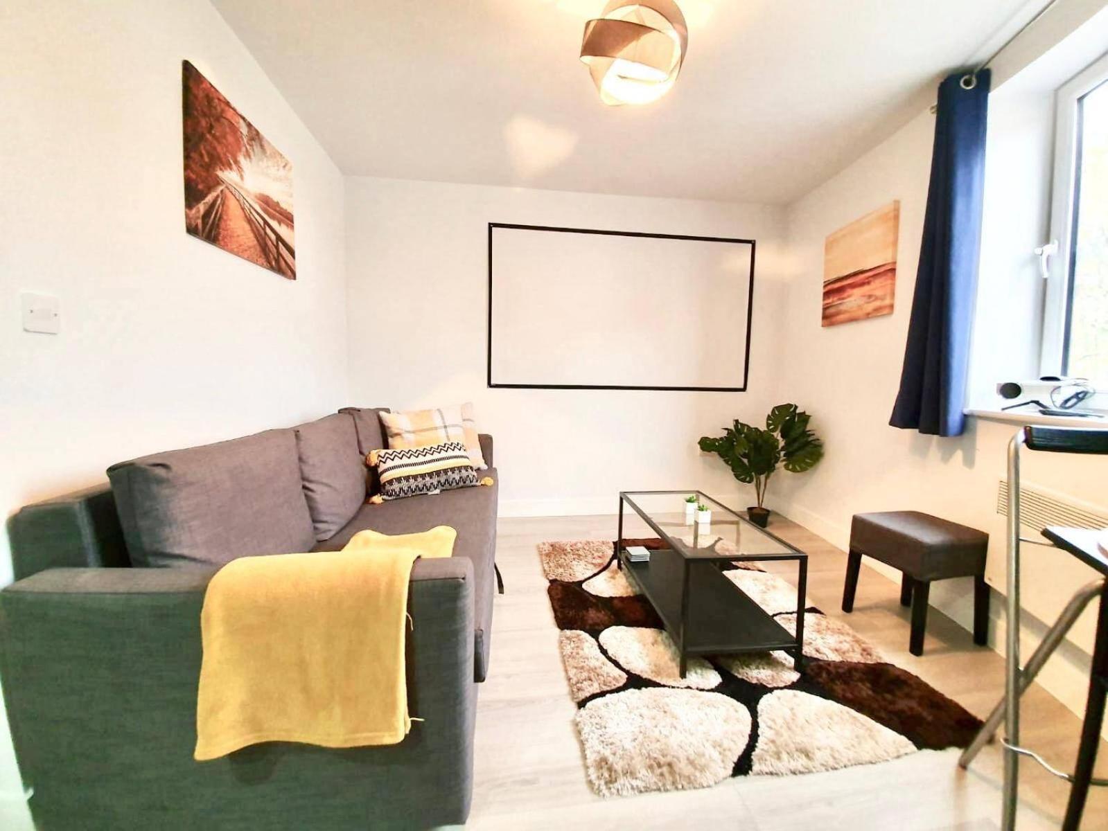 Opp Liverpool - Perfect For Contractors And Travellers, Big Savings Booking 4 Nights Or More! Apartment Phòng bức ảnh