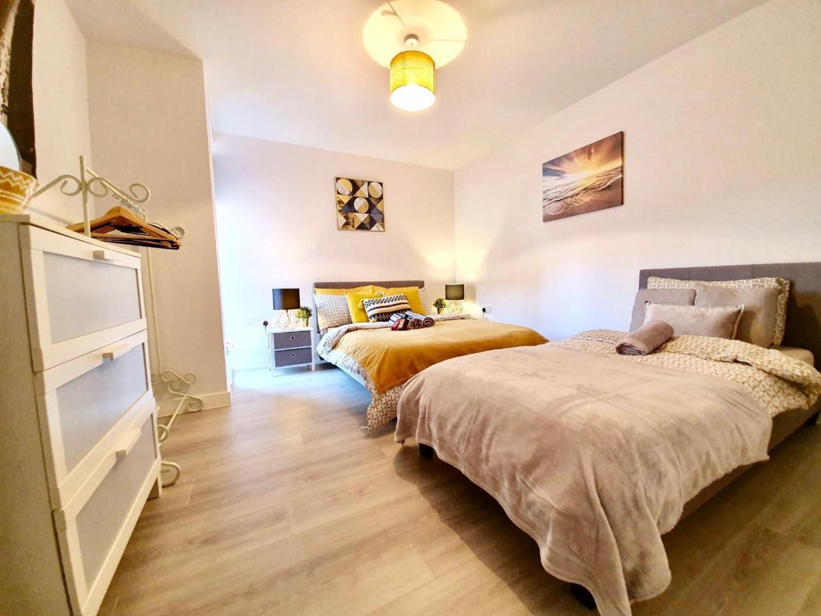 Opp Liverpool - Perfect For Contractors And Travellers, Big Savings Booking 4 Nights Or More! Apartment Phòng bức ảnh