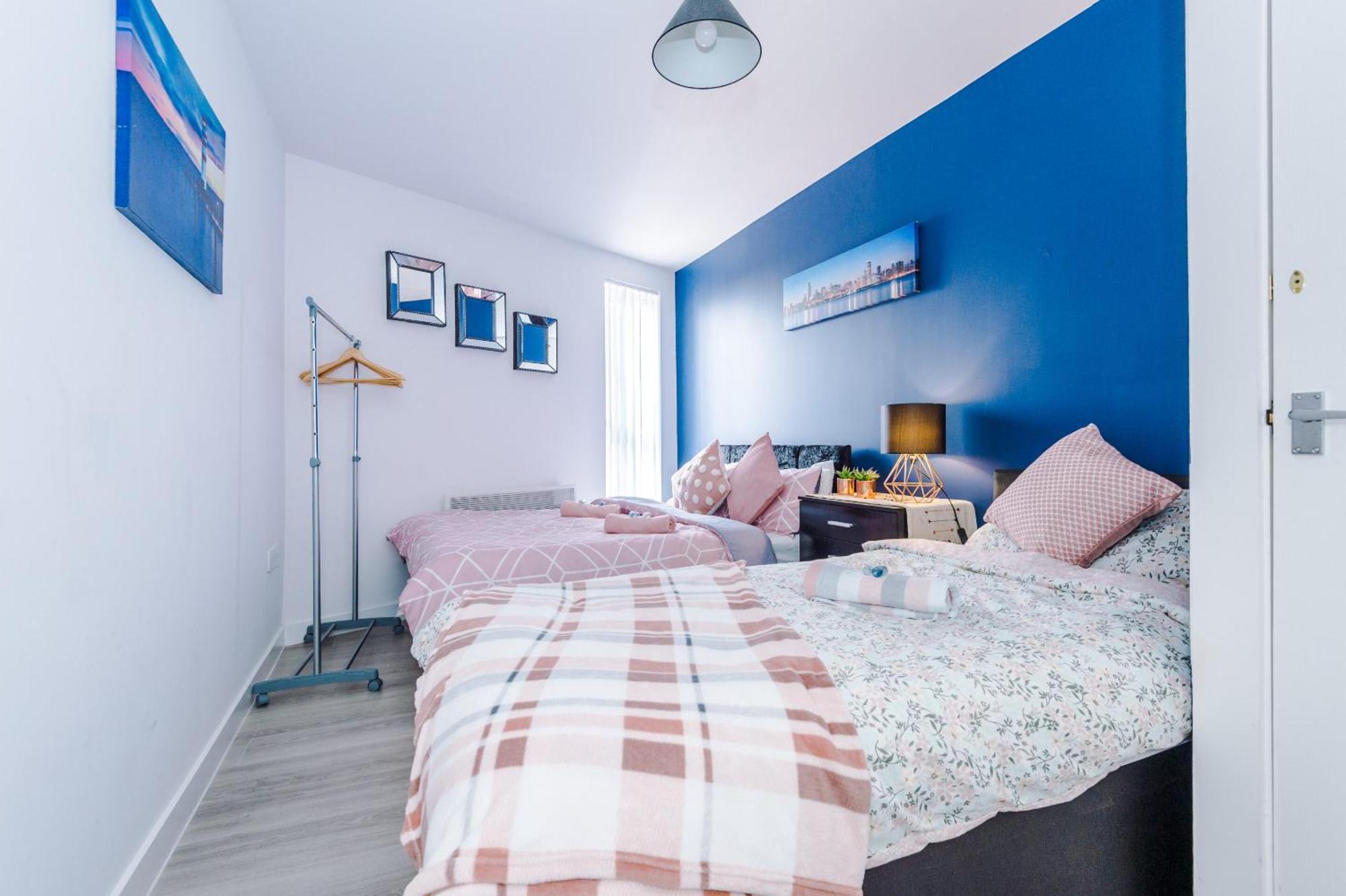 Opp Liverpool - Perfect For Contractors And Travellers, Big Savings Booking 4 Nights Or More! Apartment Phòng bức ảnh